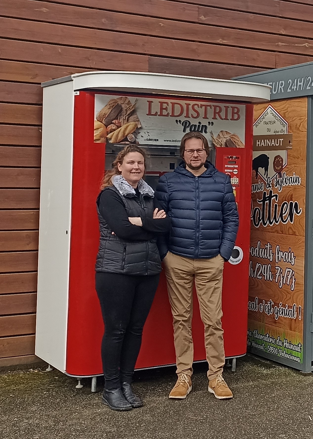 Livraison Et Installation D Un Distributeur Automatique De Pain Monchaux Sur Ecaillon Dans Le