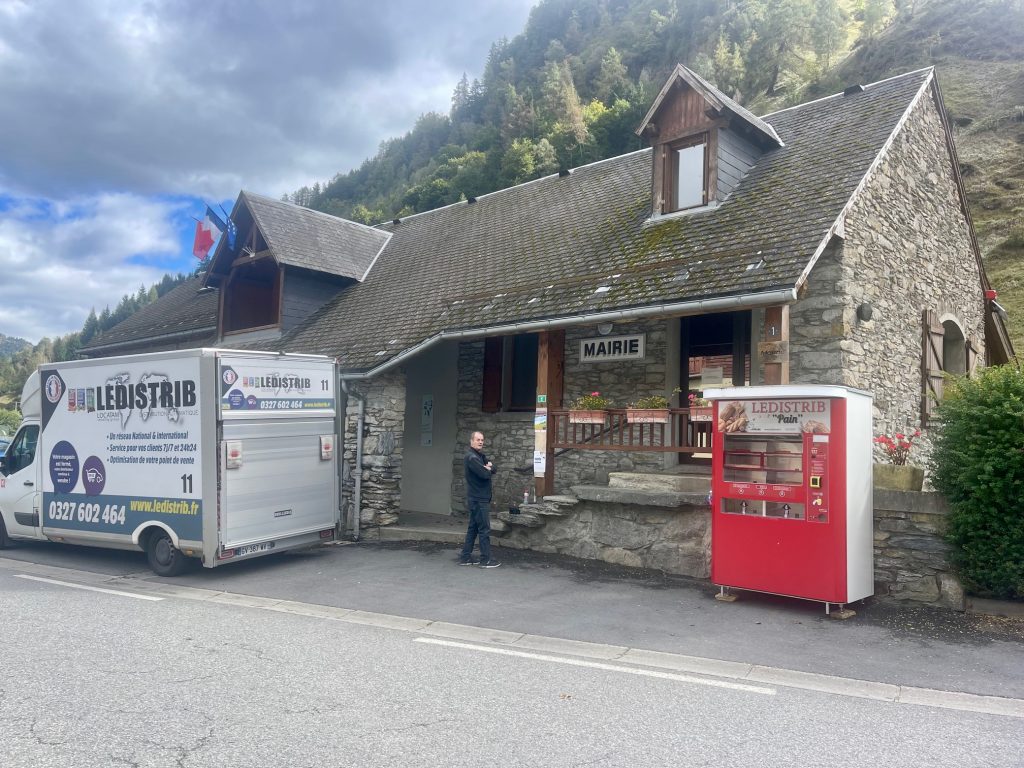 HAUTE-GARONNE : Livraison et Installation d’un Distributeur Automatique de Pain à Oô