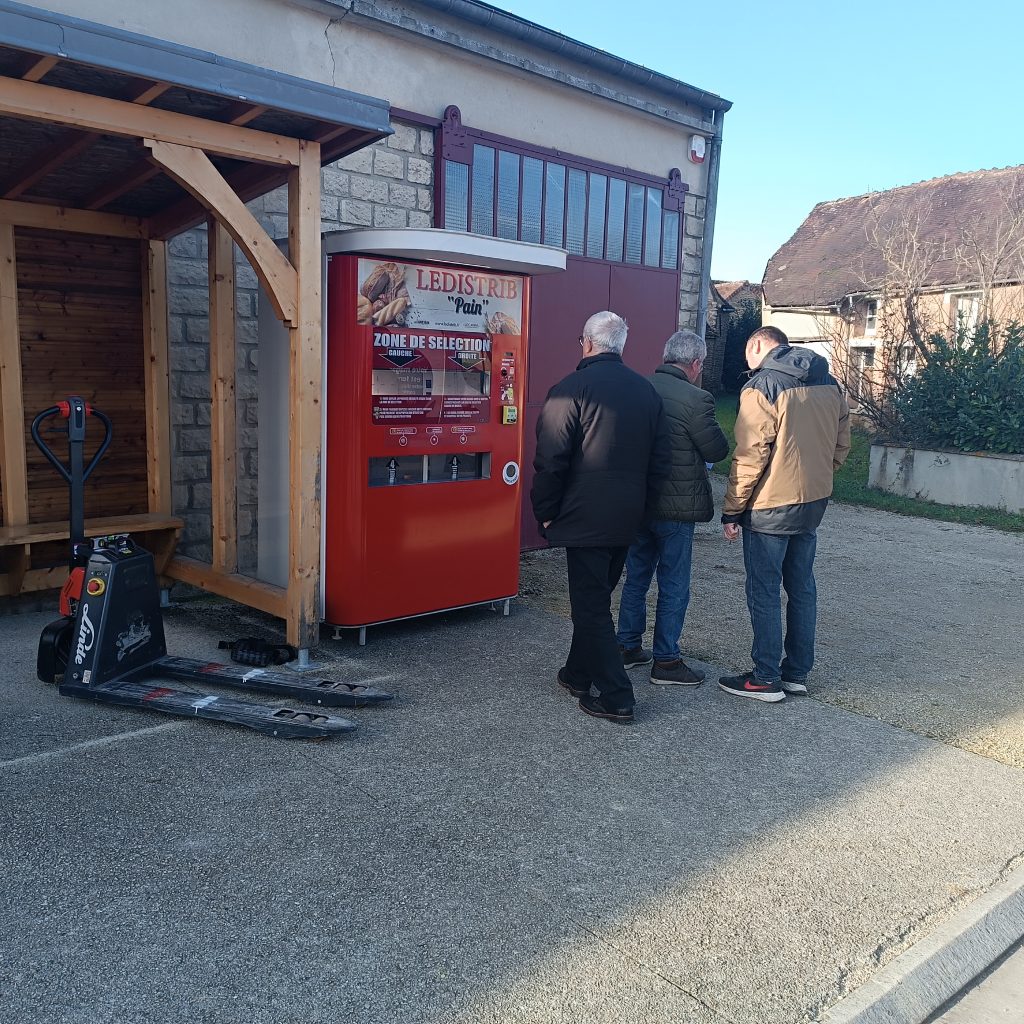 Fabricant distributeur automatique de viandes et charcuteries à Bordeaux et en Gironde