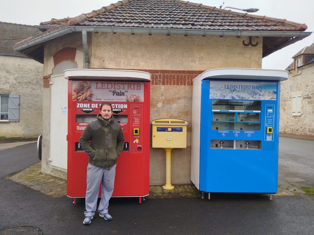 Livraison et Installation de deux distributeurs automatiques alimentaires à Brasseuse dans l’Oise